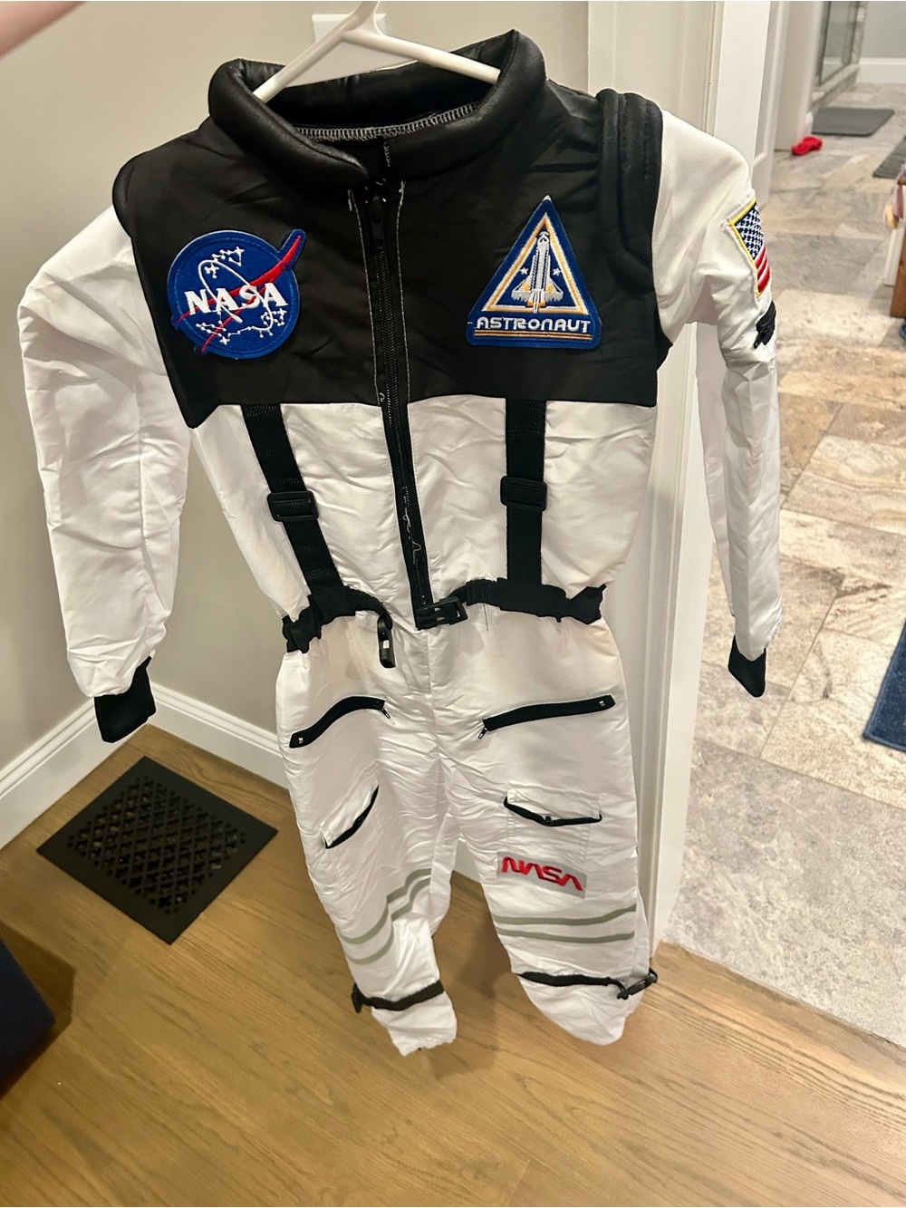 NASA Kids Astronaut One-Piece jumpsuit costume - White & Black